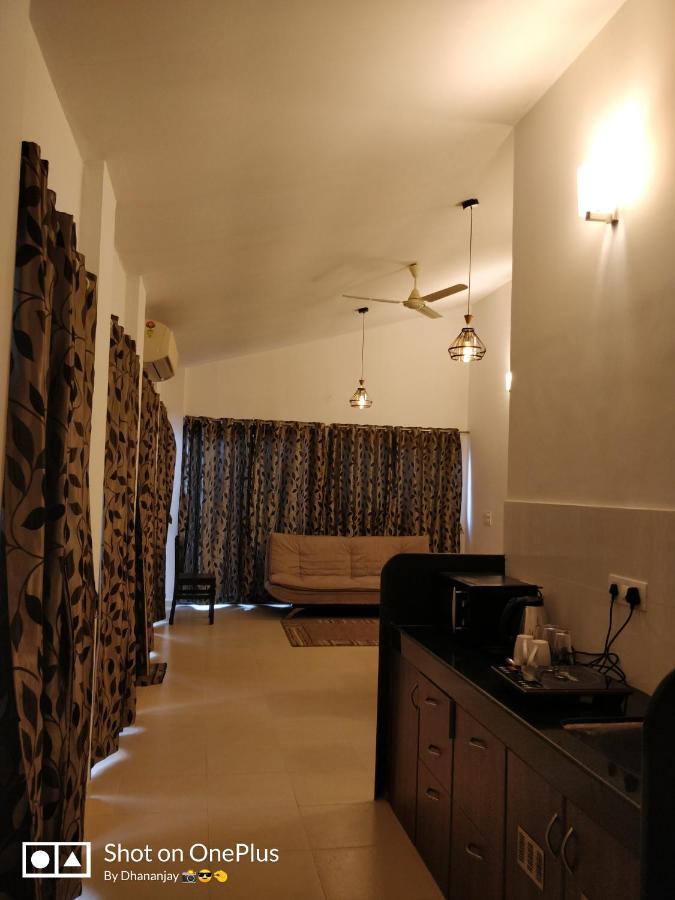 Chalet Casa Amor, Perfect Home Amidst Tranquility カルジャット エクステリア 写真
